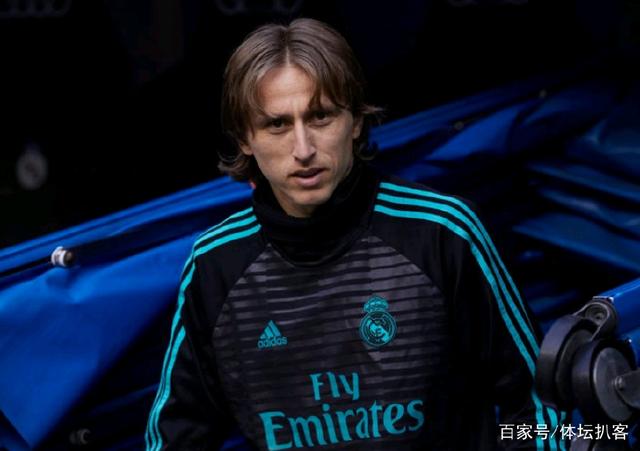 马卡报：38岁佩德罗表现优异，拉齐奥有意续约一年