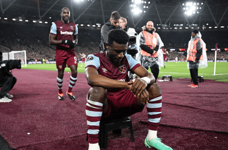 9人勒沃库森3-1击败法兰克福 迎来本赛季德甲首胜